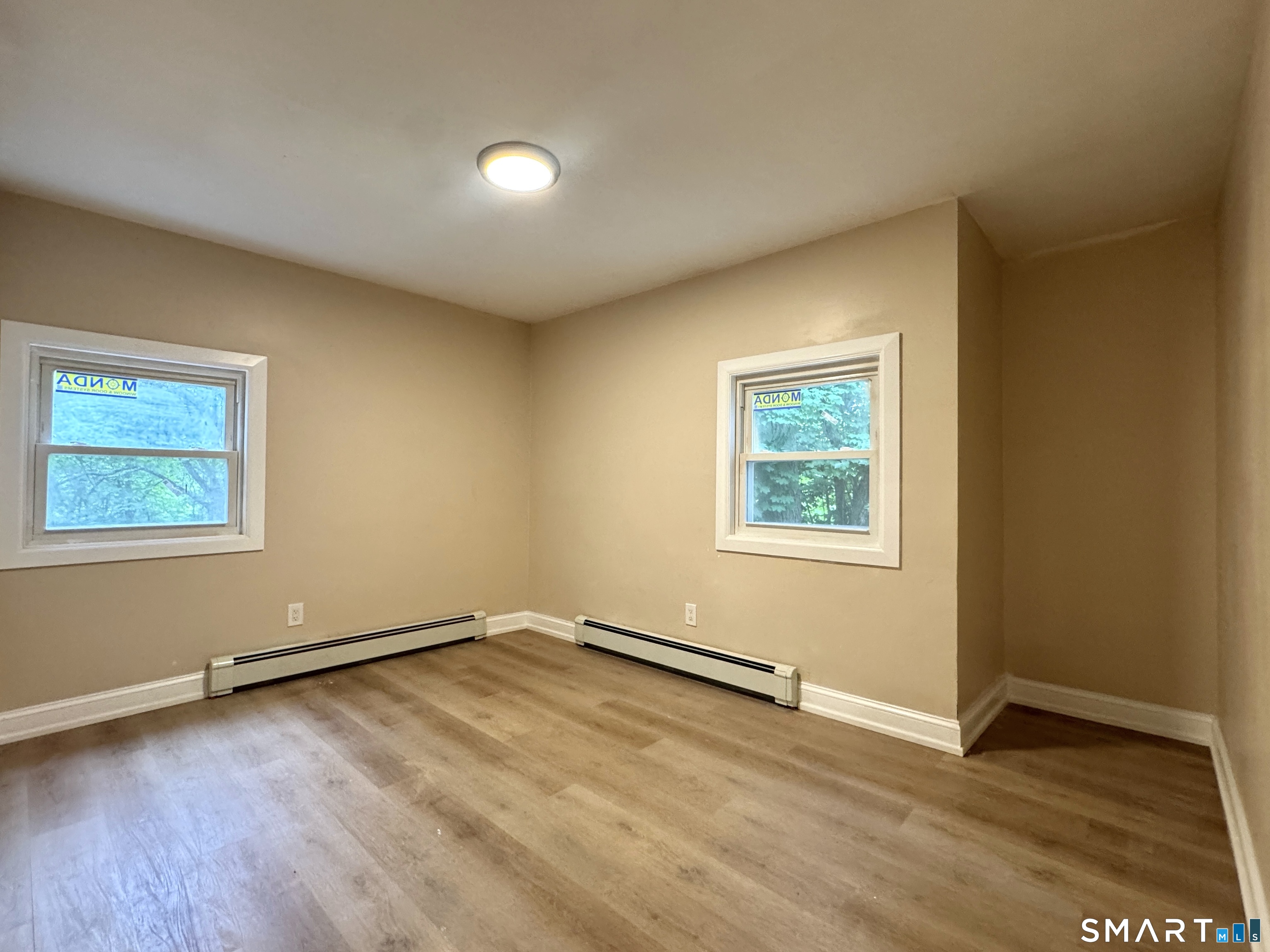 1248 North Main Street Waterbury CT 06704