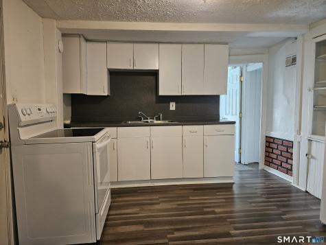 7 South Street Cromwell CT 06416