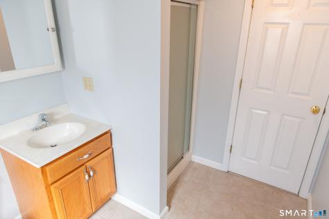 34 Center Avenue East Haven CT 06512