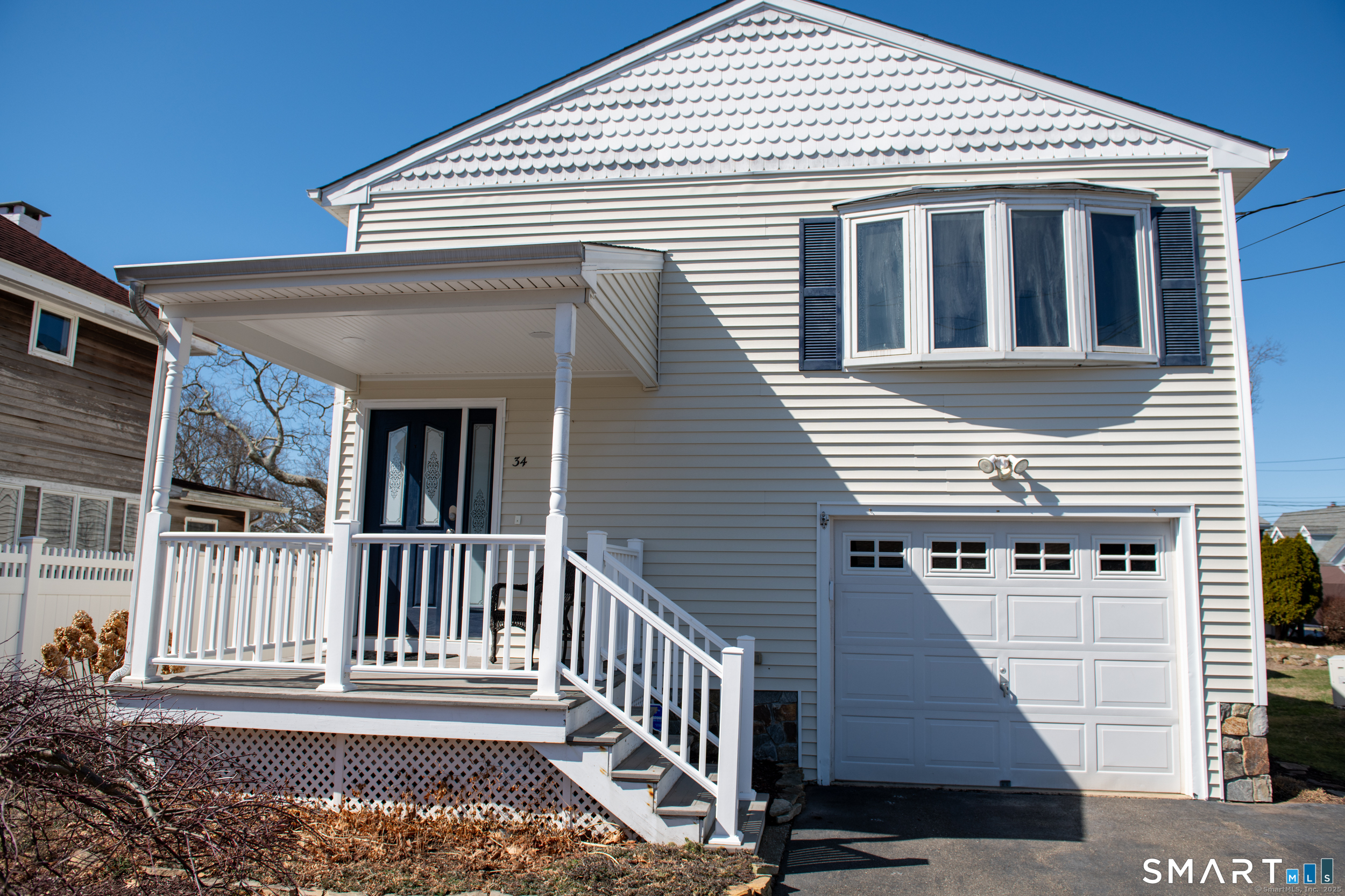 34 Center Avenue East Haven CT 06512