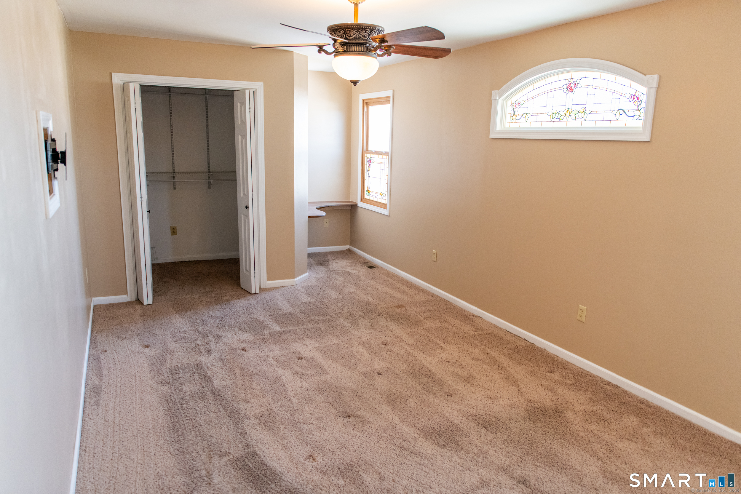 34 Center Avenue East Haven CT 06512