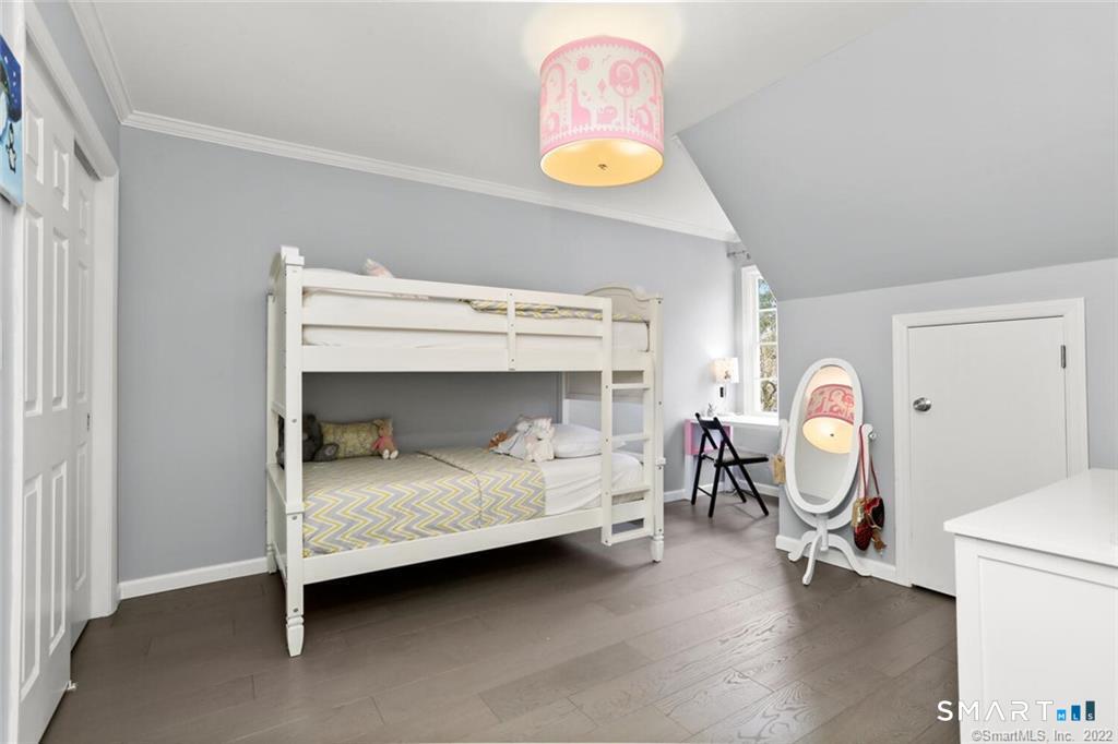 15 Old Stamford Road New Canaan CT 06840