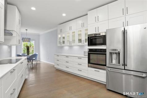 15 Old Stamford Road New Canaan CT 06840