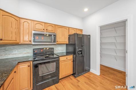 806 Hope Street Stamford CT 06907