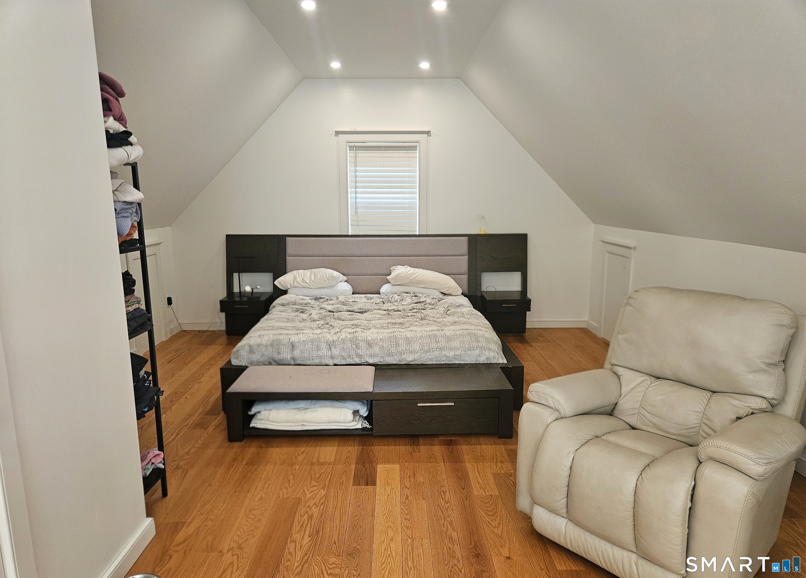 15 North Brook Street Hampton CT 06247
