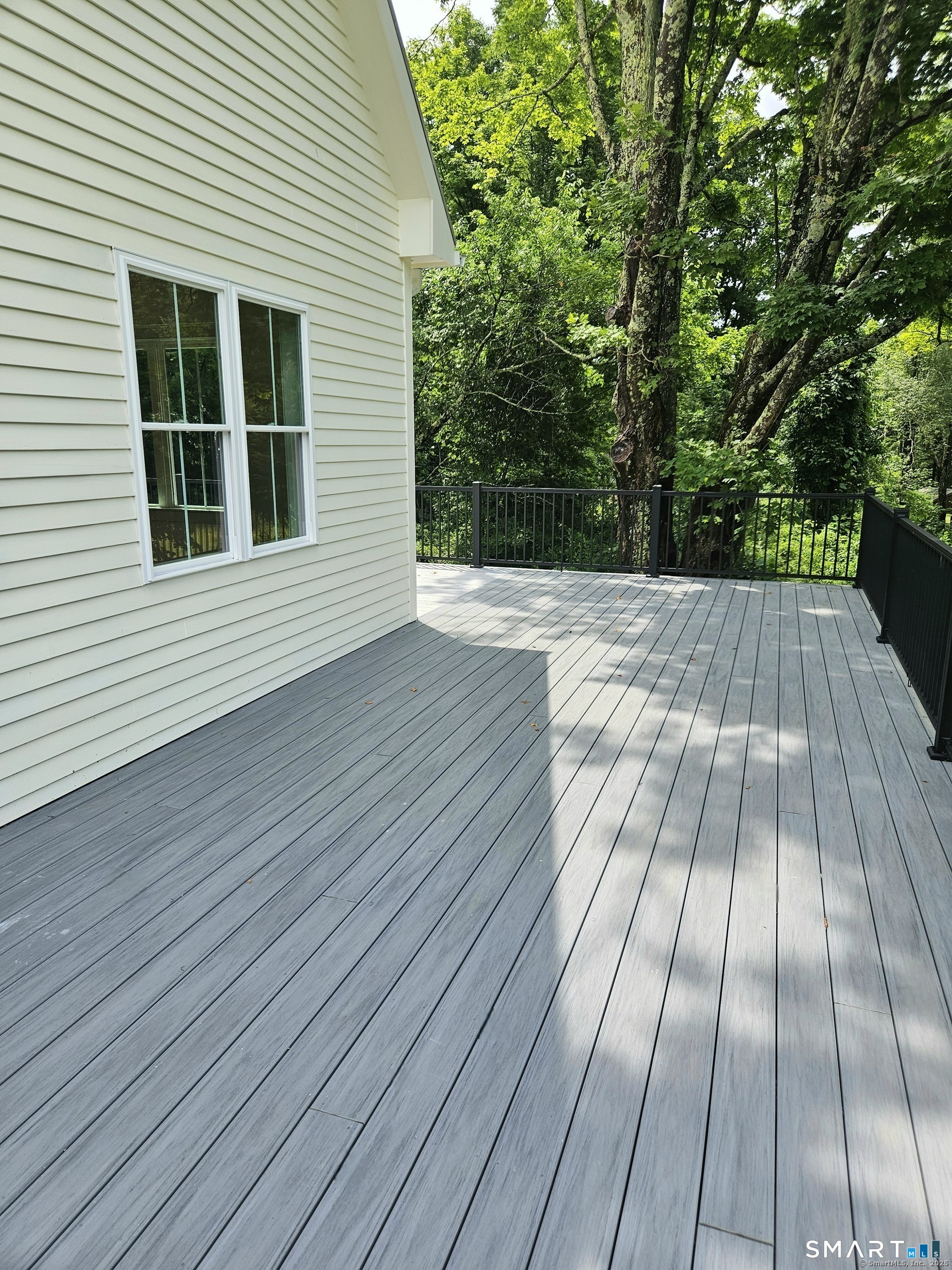 15 North Brook Street Hampton CT 06247