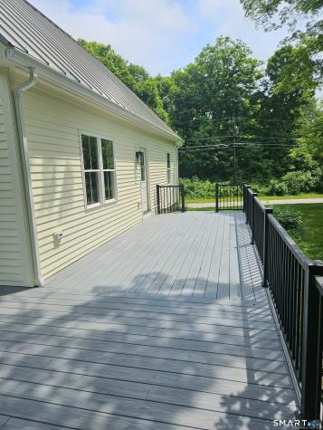 15 North Brook Street Hampton CT 06247