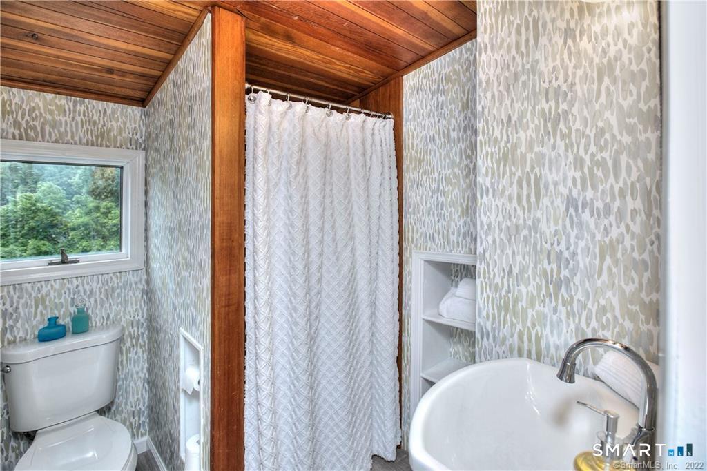 151 Sasapequan Road Fairfield CT 06824