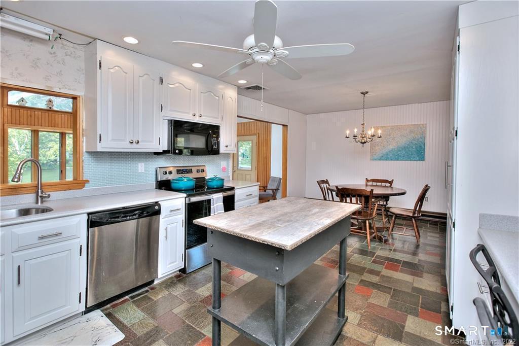 151 Sasapequan Road Fairfield CT 06824