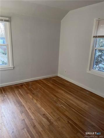 191 Dupont Place Bridgeport CT 06610