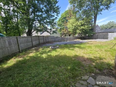 191 Dupont Place Bridgeport CT 06610