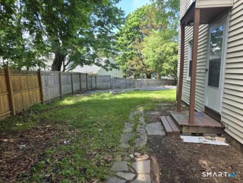191 Dupont Place Bridgeport CT 06610