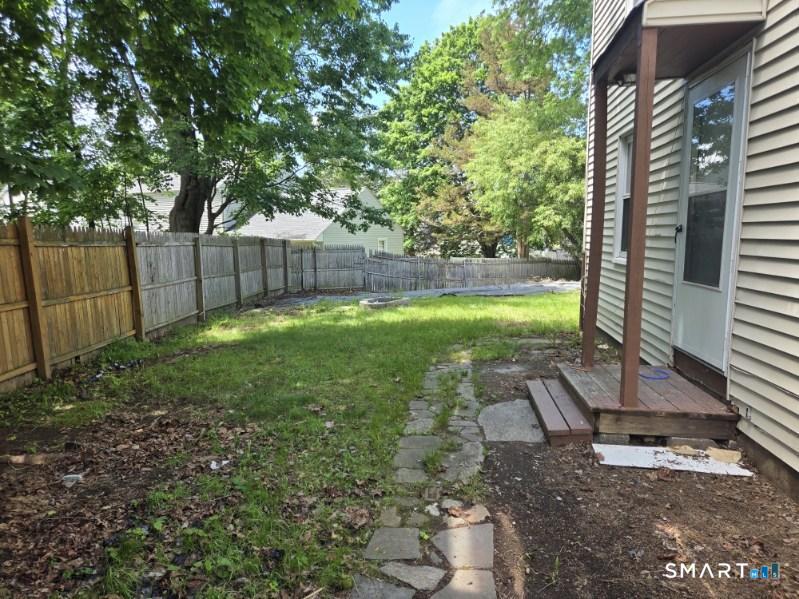 191 Dupont Place Bridgeport CT 06610