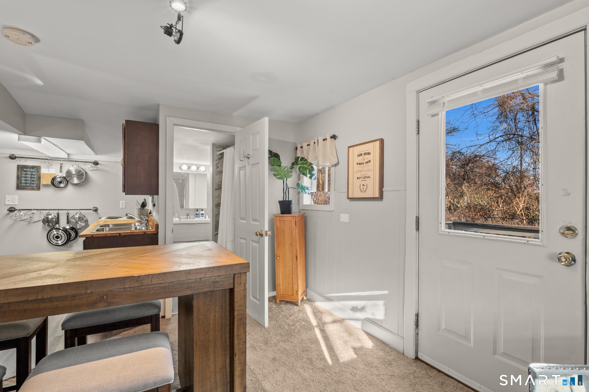 10 Cottage Street Windsor CT 06095