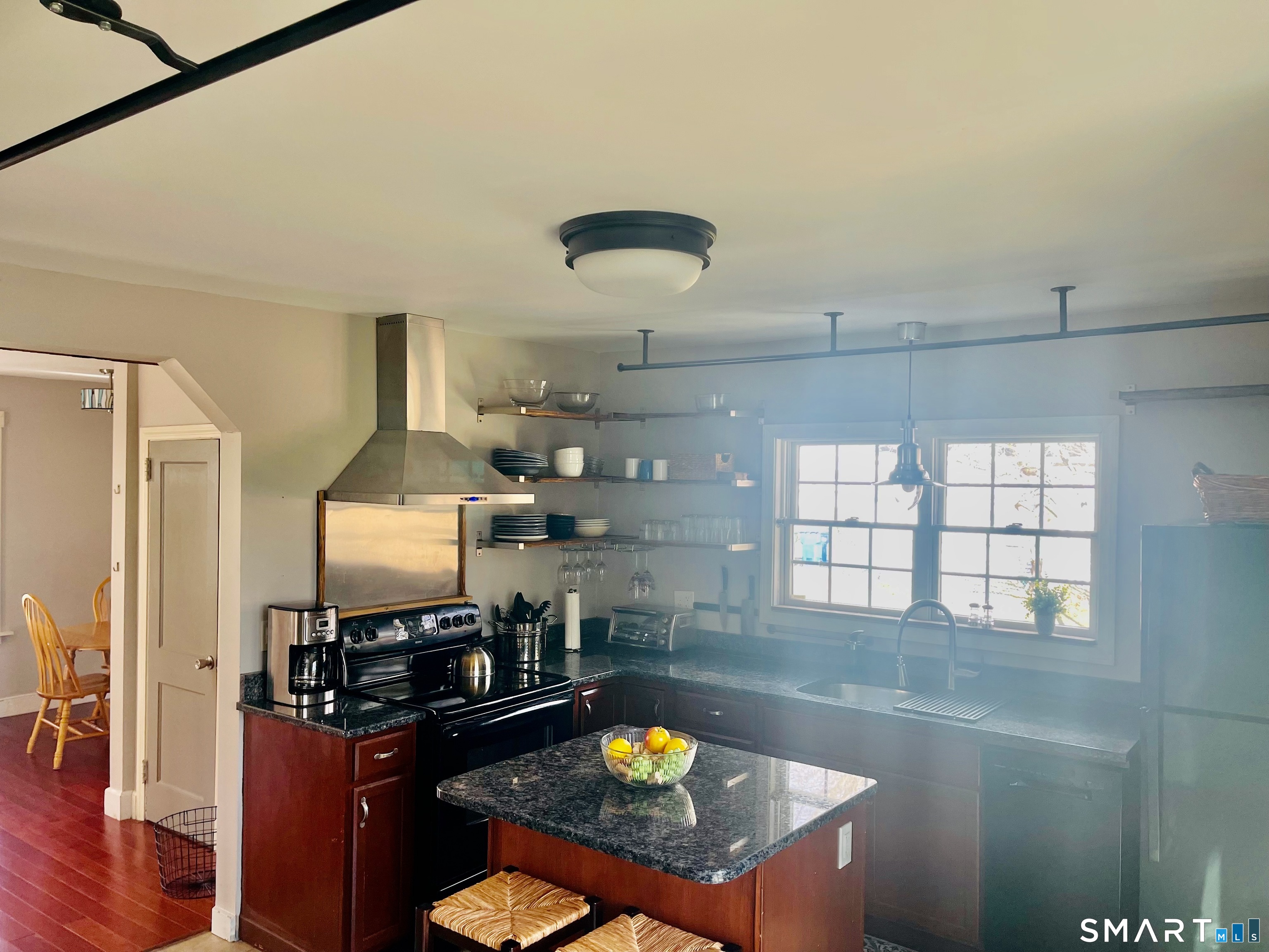 10 Cottage Street Windsor CT 06095