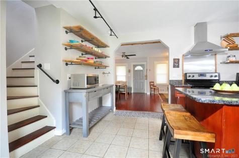 10 Cottage Street Windsor CT 06095
