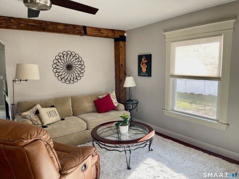 10 Cottage Street Windsor CT 06095