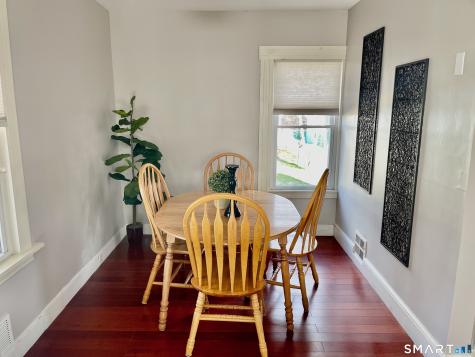 10 Cottage Street Windsor CT 06095