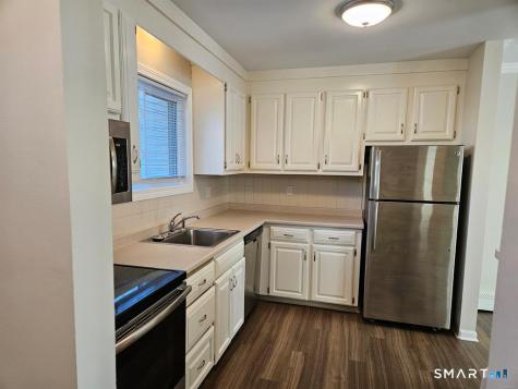 1401 Farmington Avenue Farmington CT 06032