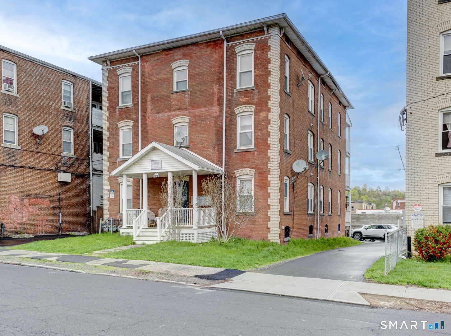 109 Grove Street New Britain CT 06053