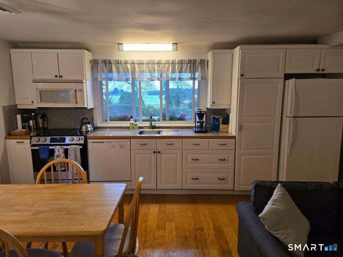 27 Gled Hill Street Stonington CT 06355