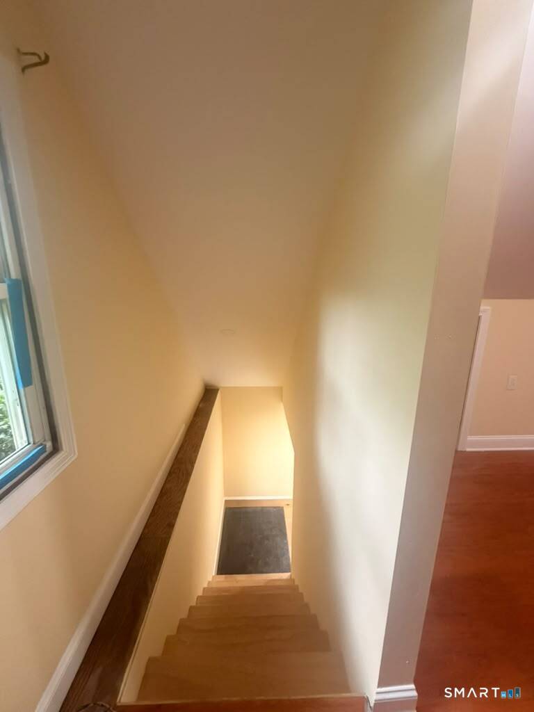 16 Terrace Avenue Waterbury CT 06704