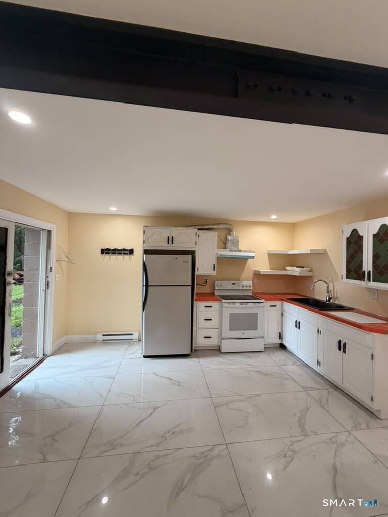16 Terrace Avenue Waterbury CT 06704