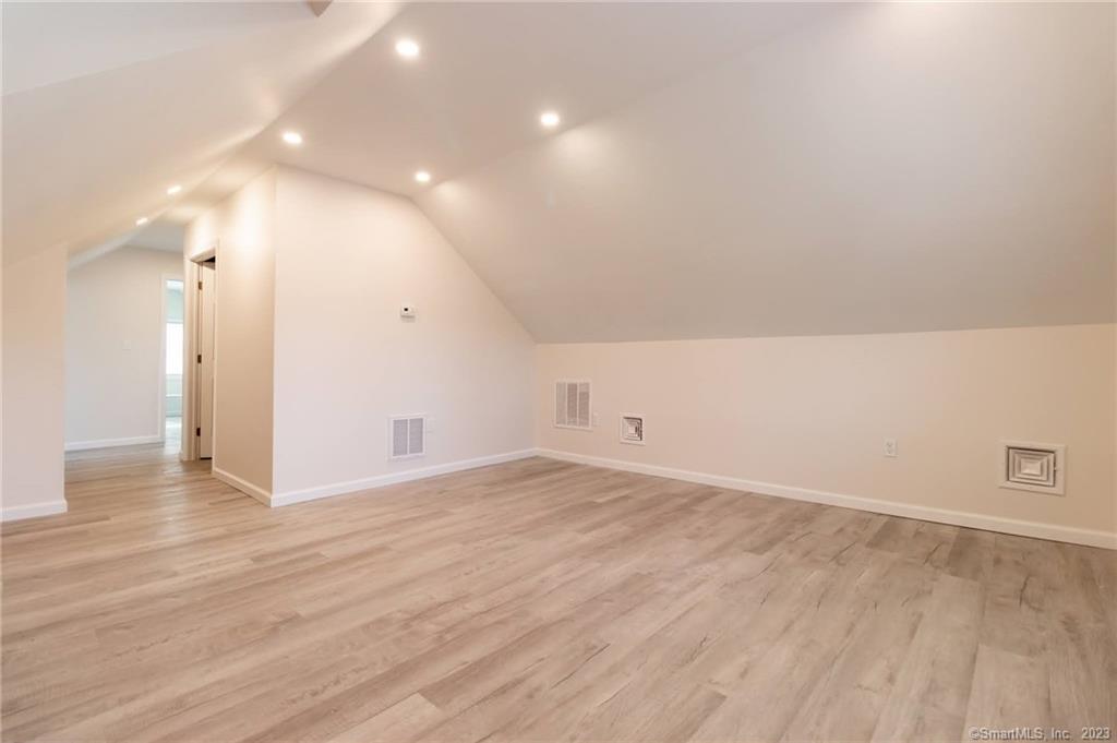 112 Thomas Street West Hartford CT 06119