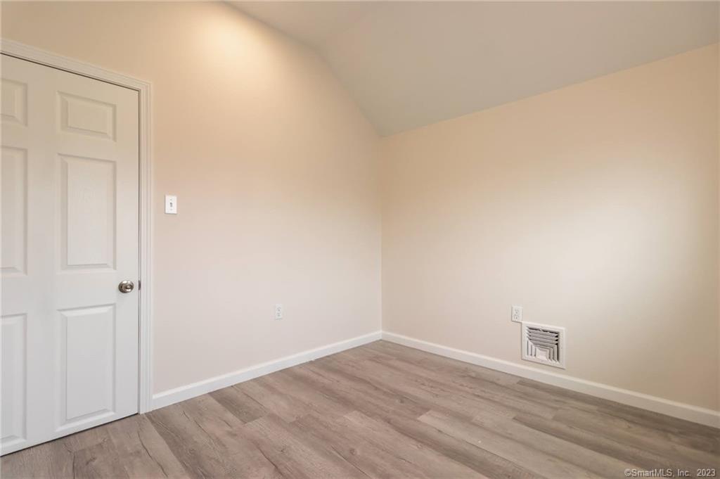 112 Thomas Street West Hartford CT 06119