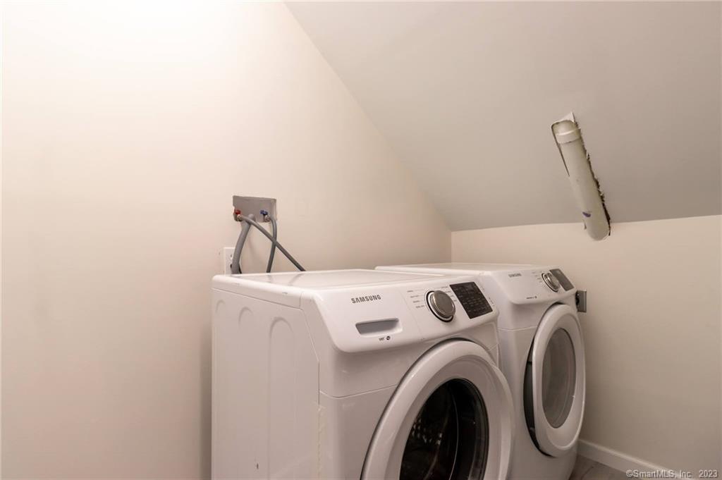 112 Thomas Street West Hartford CT 06119