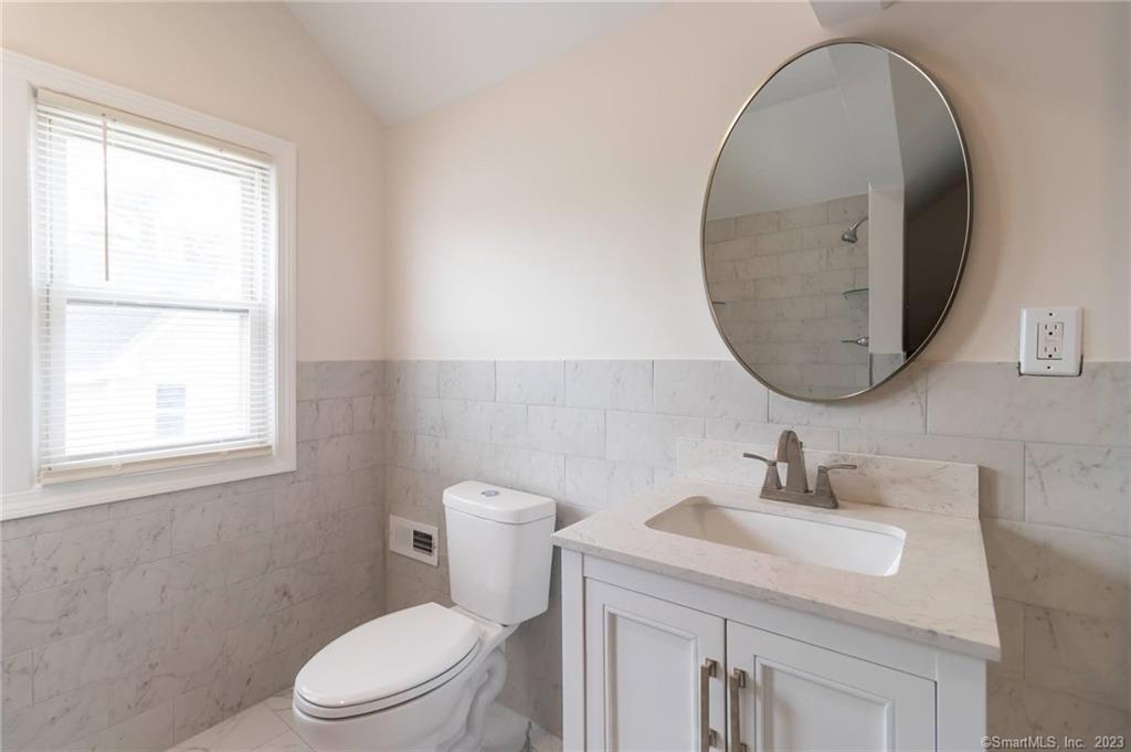 112 Thomas Street West Hartford CT 06119