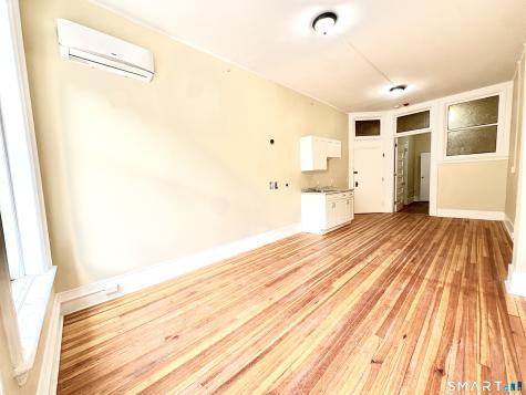 105 Bank Street Waterbury CT 06702