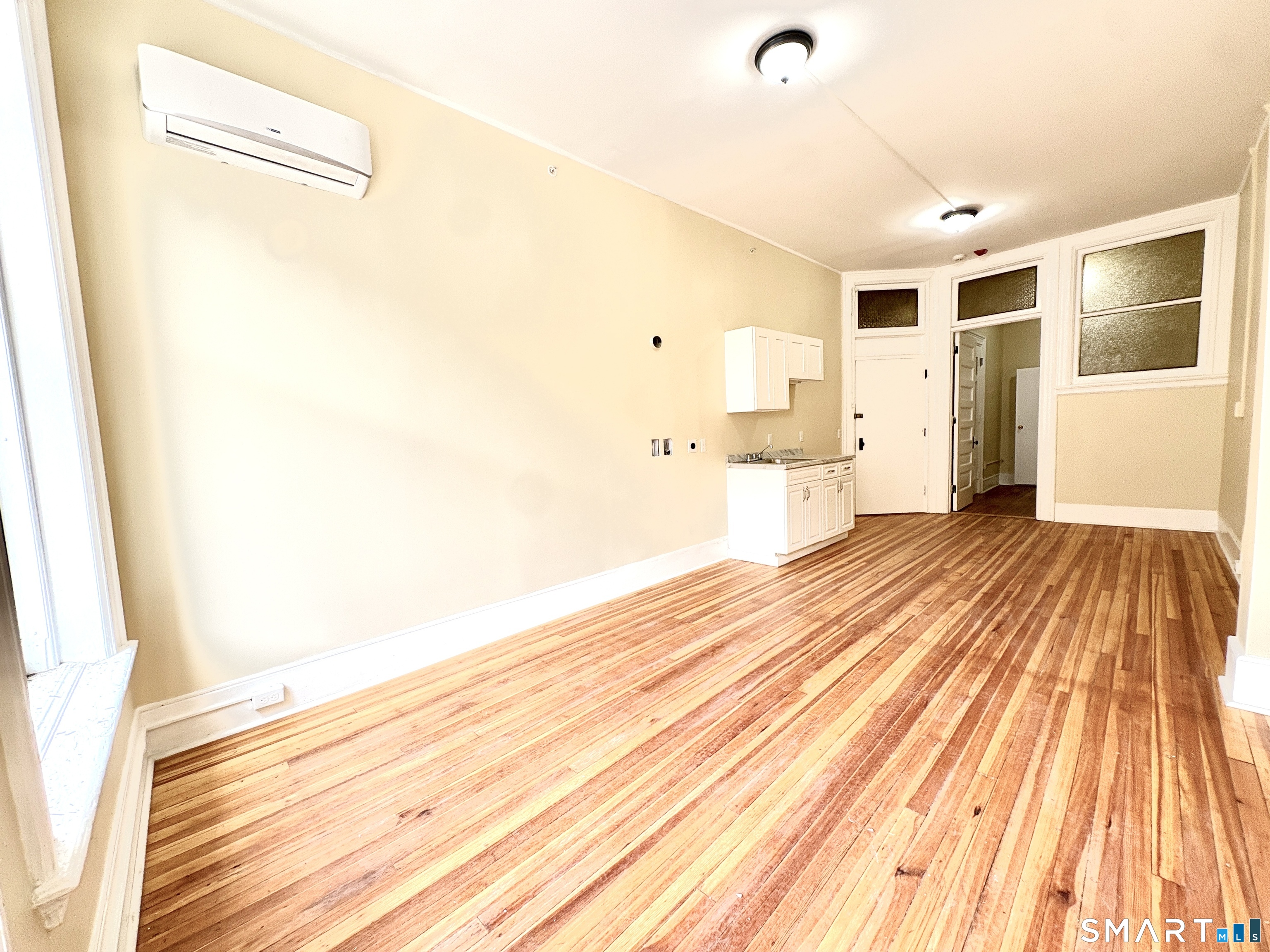 105 Bank Street Waterbury CT 06702