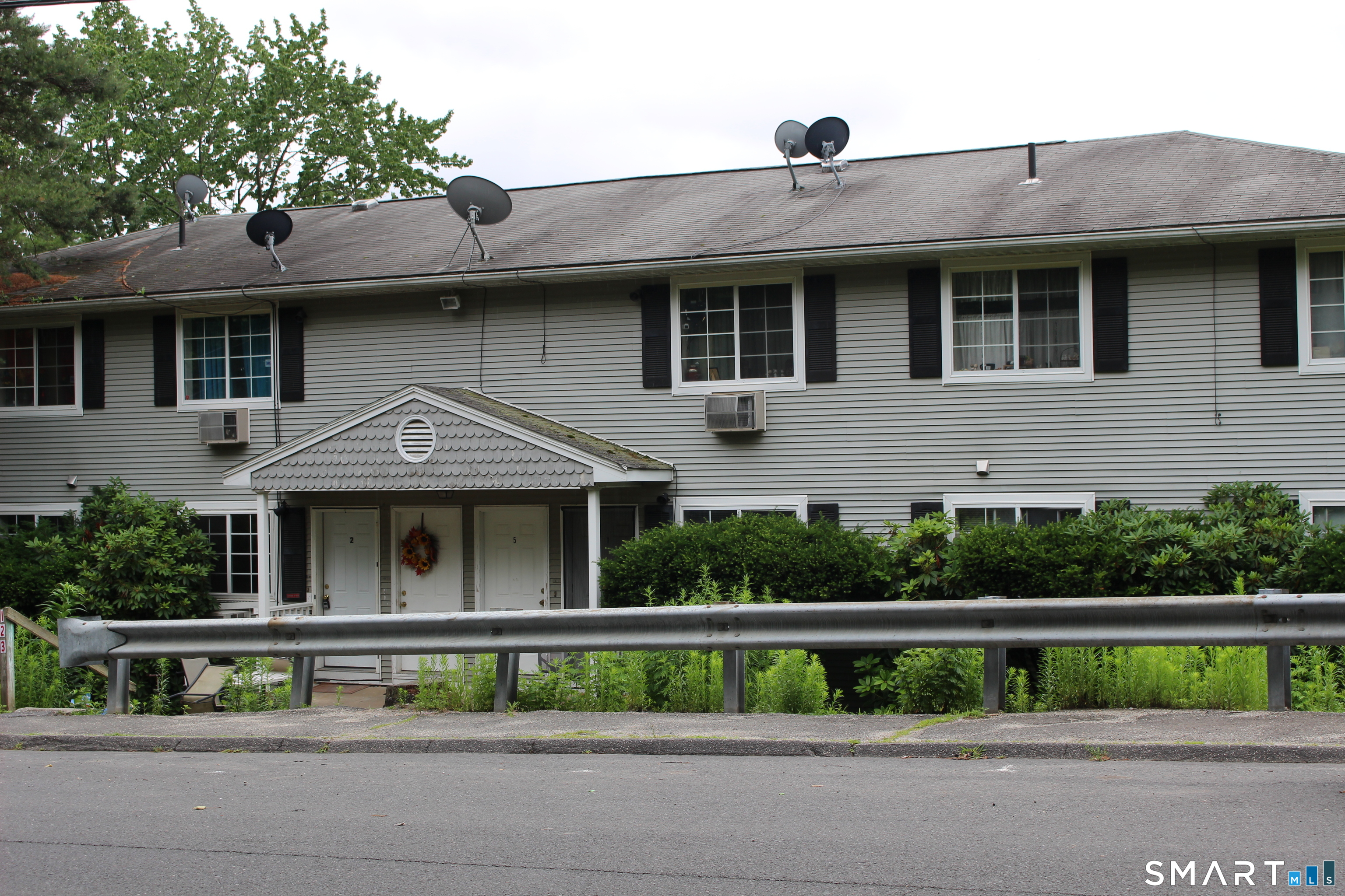 123 Mark Lane Waterbury CT 06704