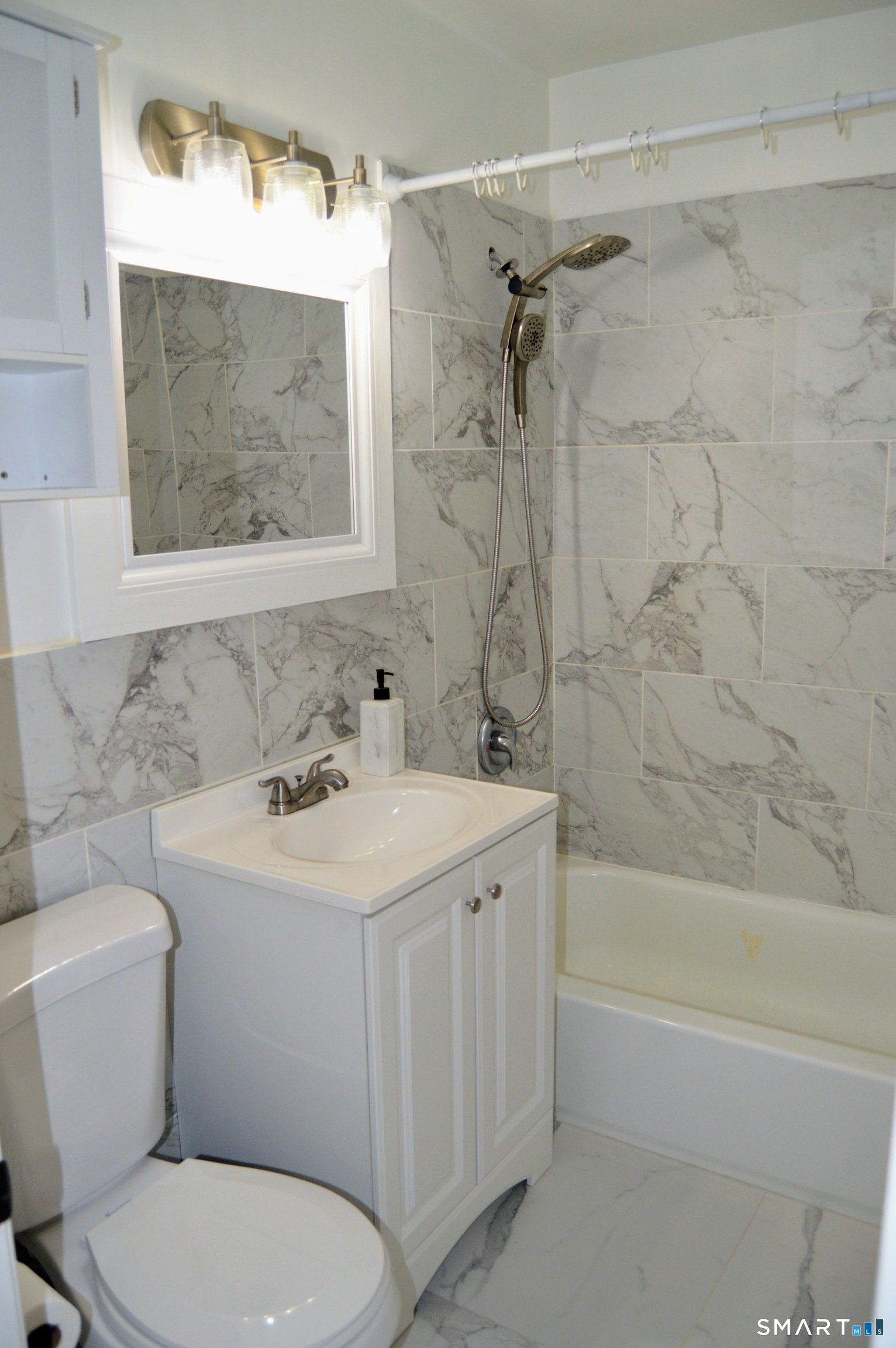 1660 Farmington Avenue Farmington CT 06085