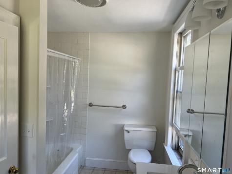 21 Pearl Street Guilford CT 06437