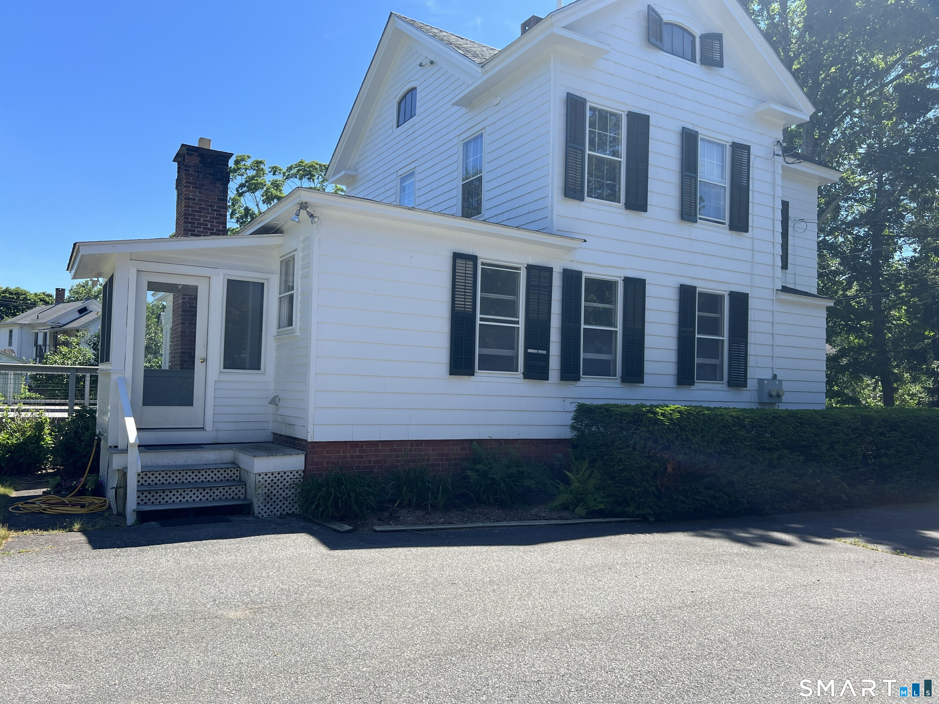 21 Pearl Street Guilford CT 06437