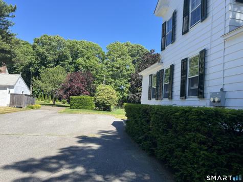21 Pearl Street Guilford CT 06437