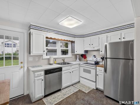 60 Bassett Lane Madison CT 06443