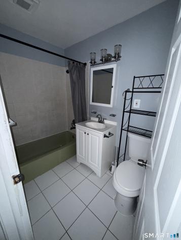 1047 Old Colony Road Meriden CT 06451