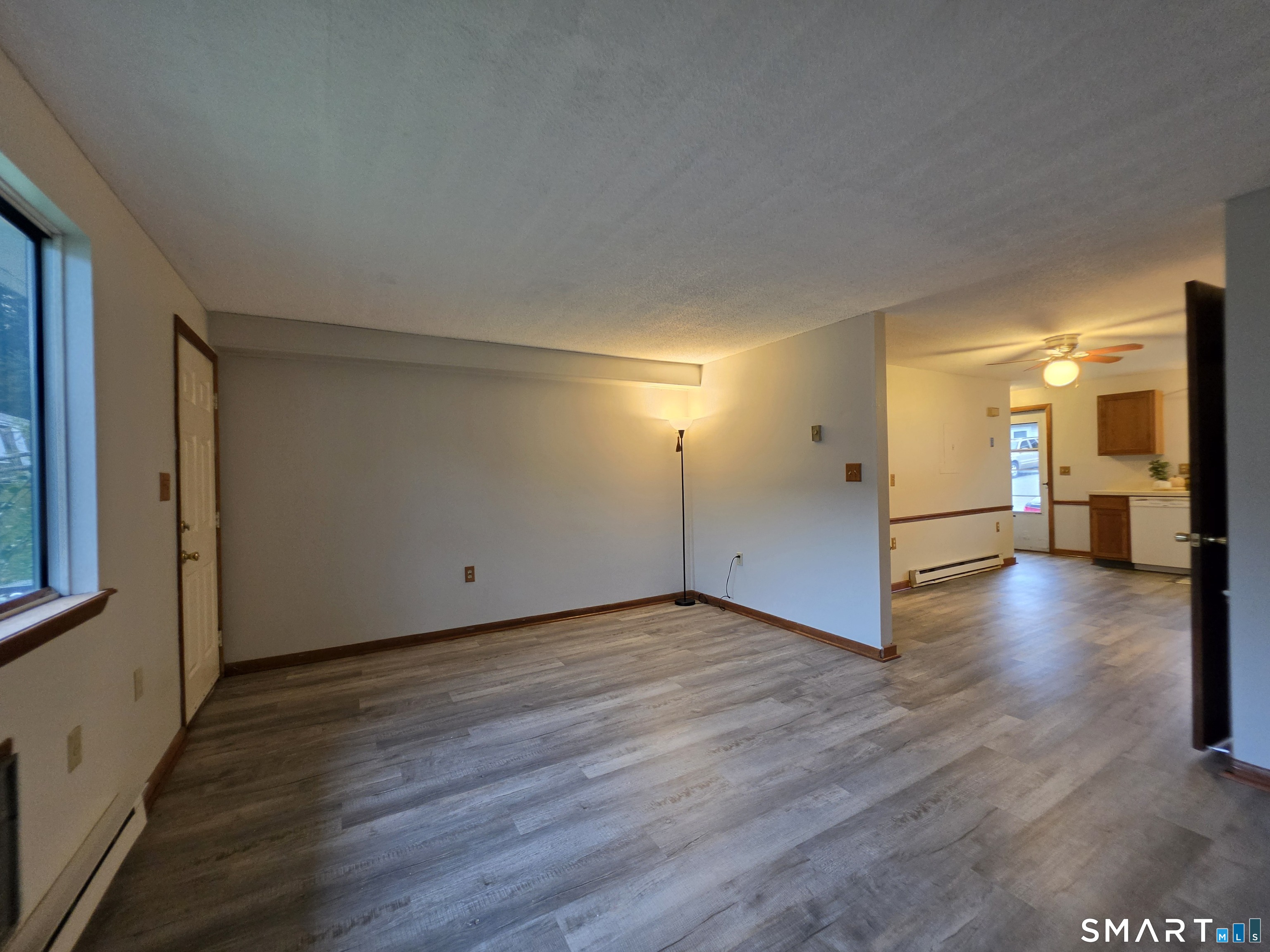 1568 Meriden Road Waterbury CT 06705