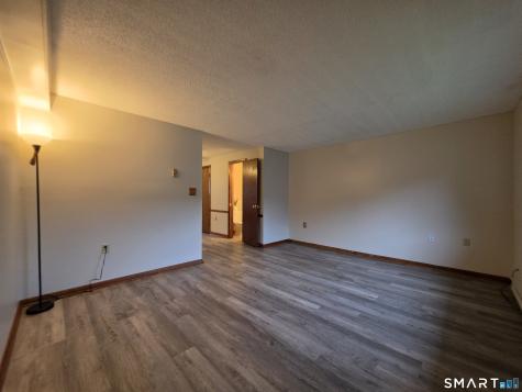 1568 Meriden Road Waterbury CT 06705