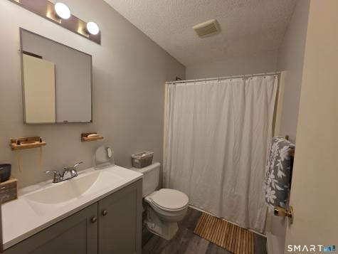 1568 Meriden Road Waterbury CT 06705