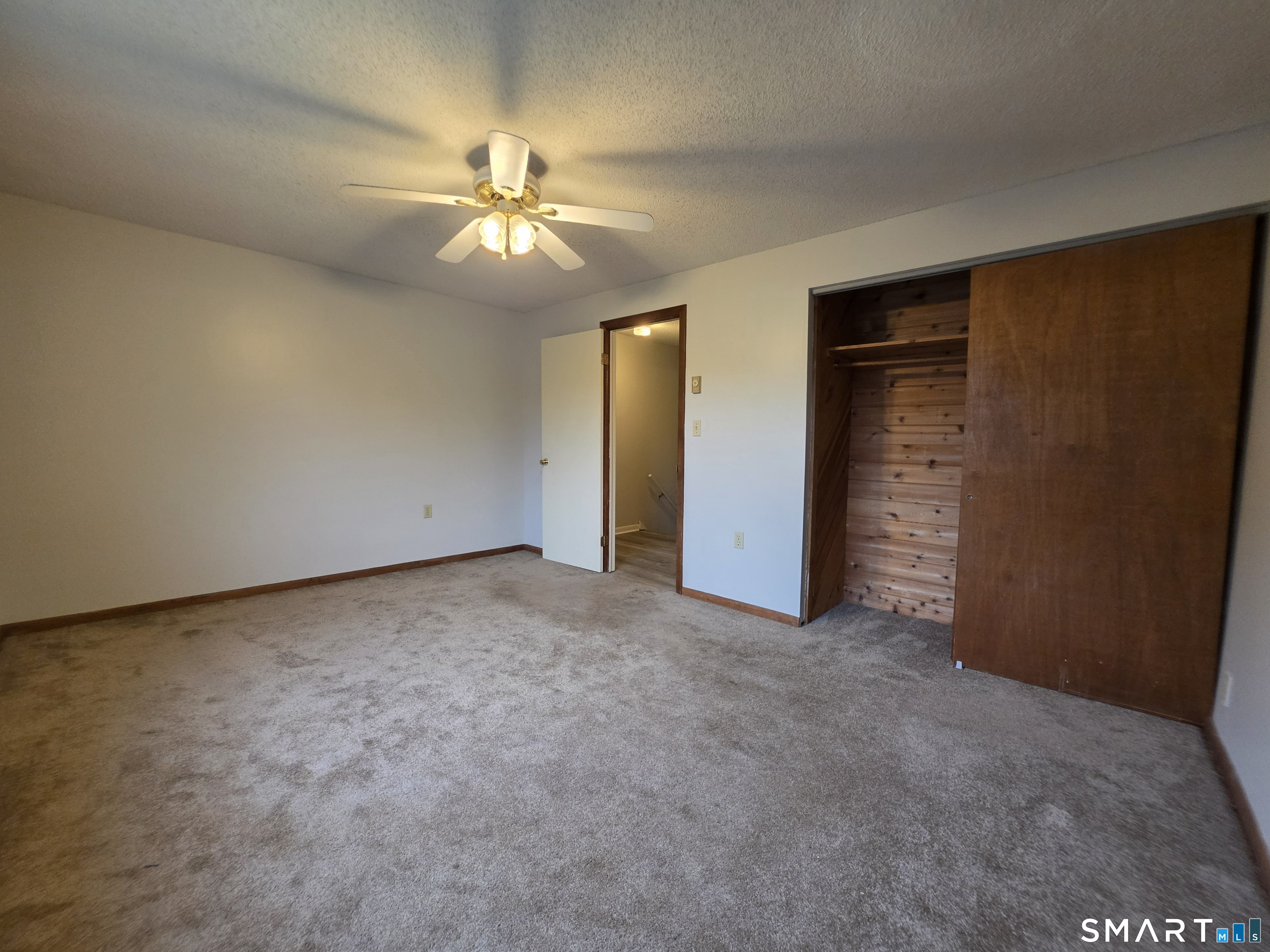 1568 Meriden Road Waterbury CT 06705