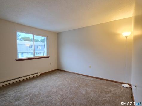1568 Meriden Road Waterbury CT 06705