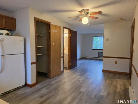 1568 Meriden Road Waterbury CT 06705