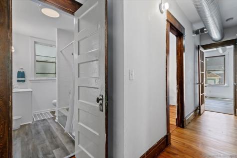 212 Maple Street New Haven CT 06511