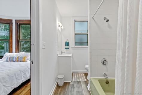 212 Maple Street New Haven CT 06511
