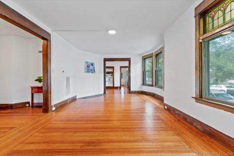 212 Maple Street New Haven CT 06511