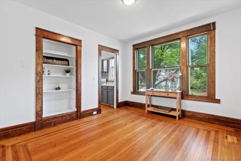 212 Maple Street New Haven CT 06511